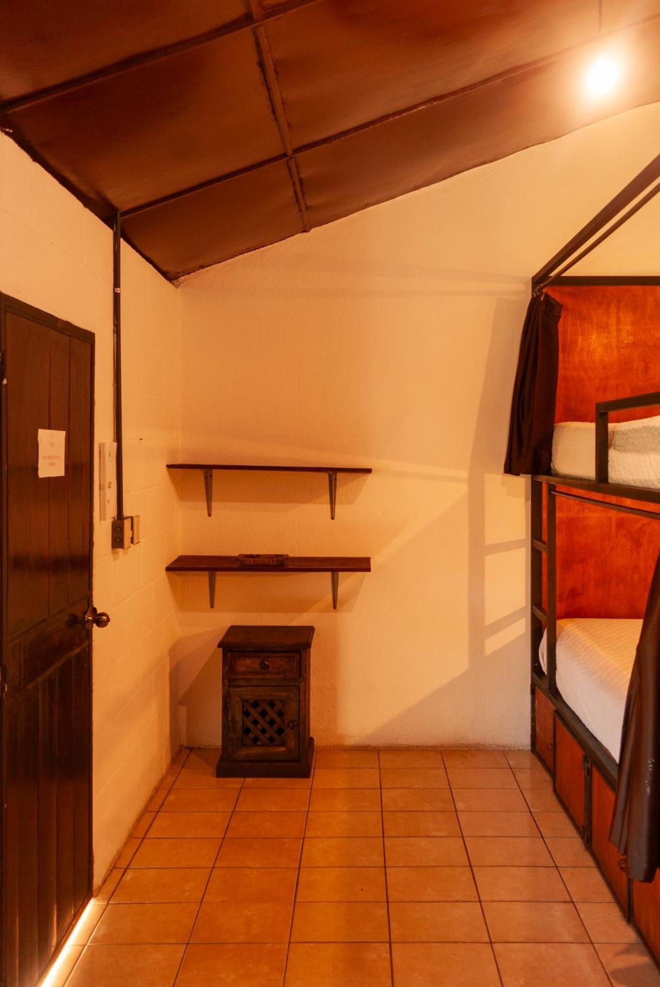 Tzunun Hostel Антигуа-Гватемала Экстерьер фото