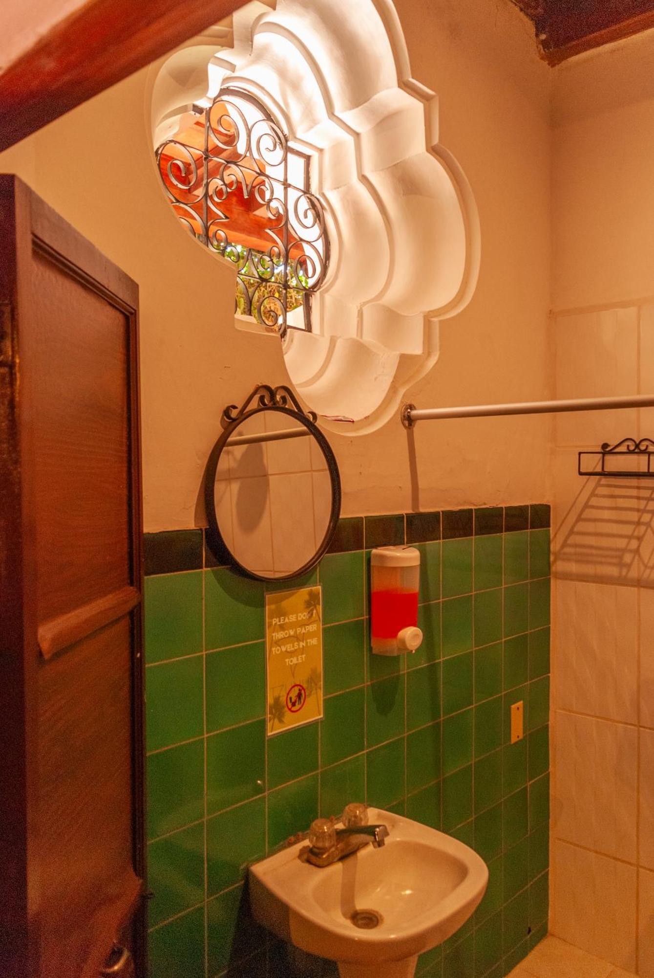 Tzunun Hostel Антигуа-Гватемала Экстерьер фото