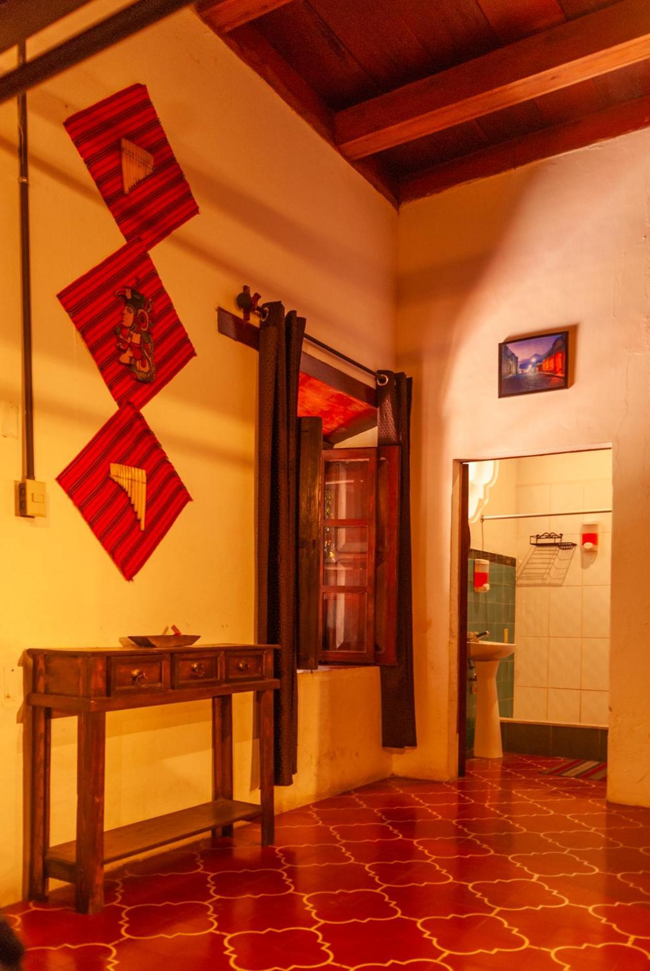 Tzunun Hostel Антигуа-Гватемала Экстерьер фото