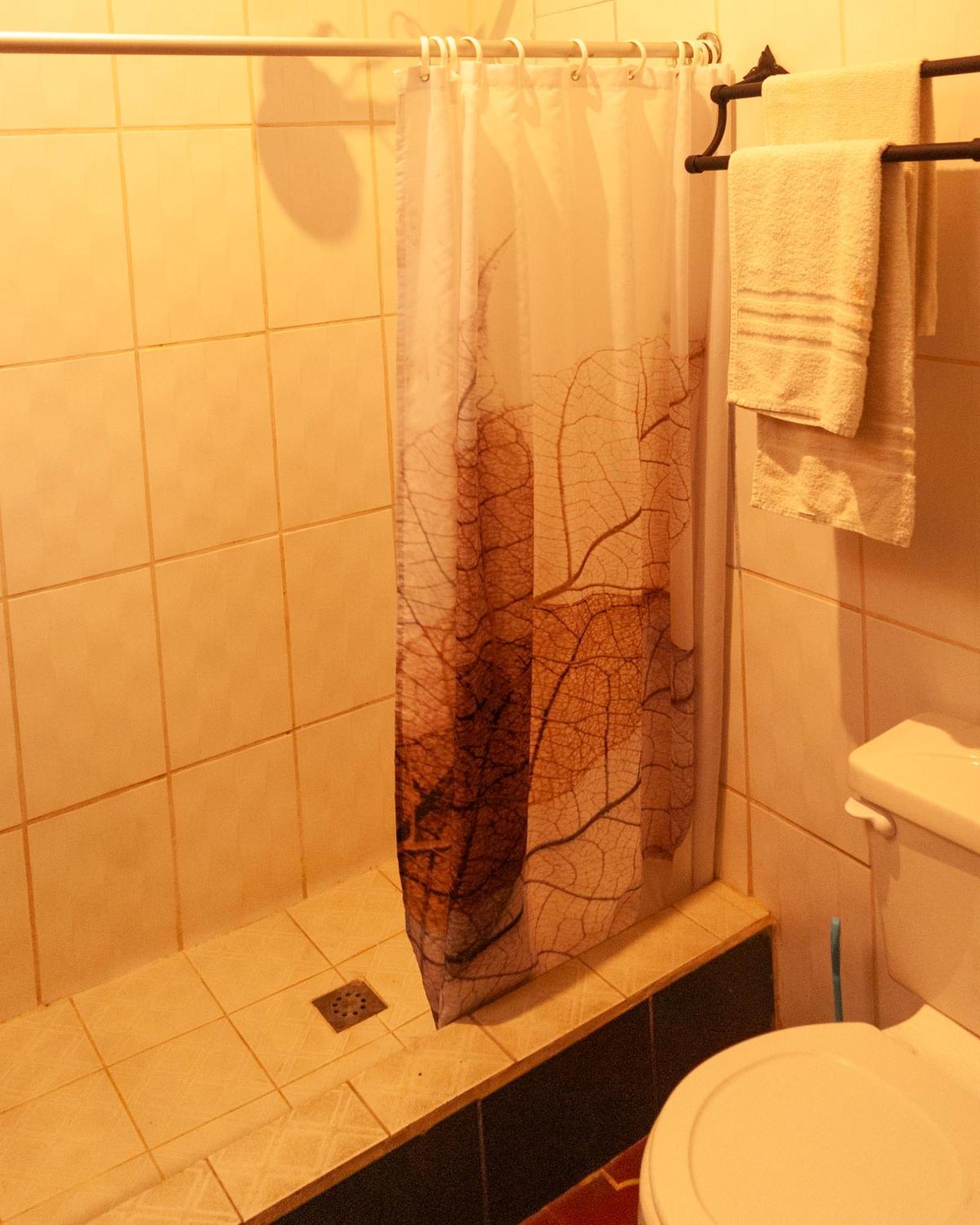 Tzunun Hostel Антигуа-Гватемала Экстерьер фото