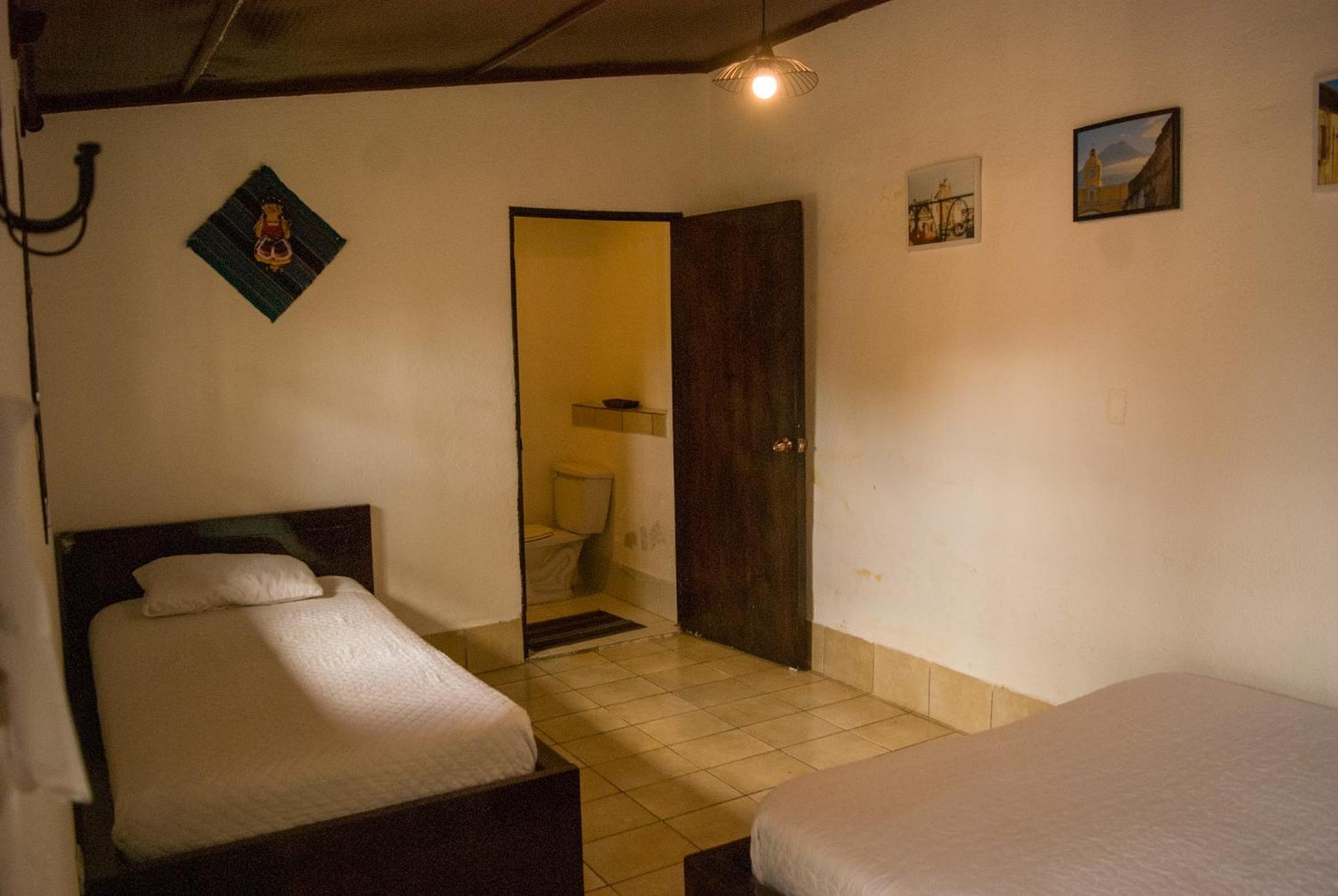 Tzunun Hostel Антигуа-Гватемала Экстерьер фото