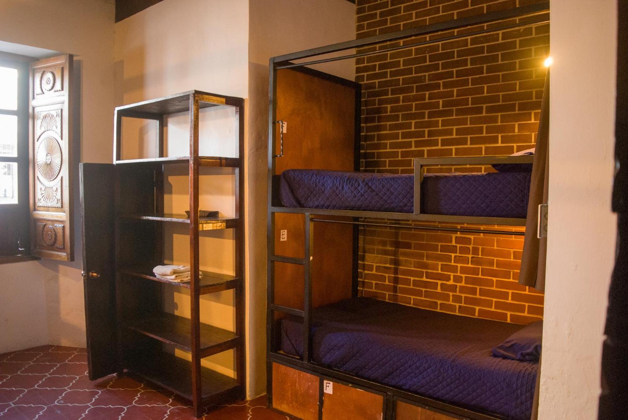 Tzunun Hostel Антигуа-Гватемала Экстерьер фото