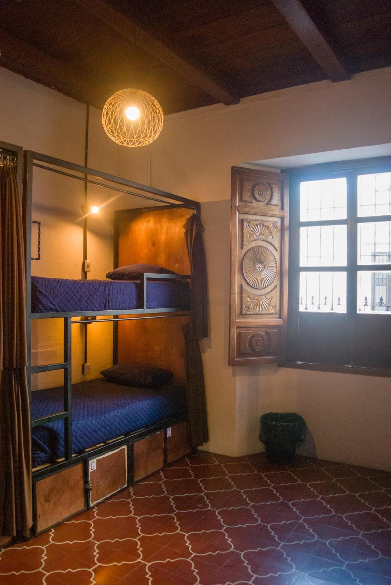 Tzunun Hostel Антигуа-Гватемала Экстерьер фото