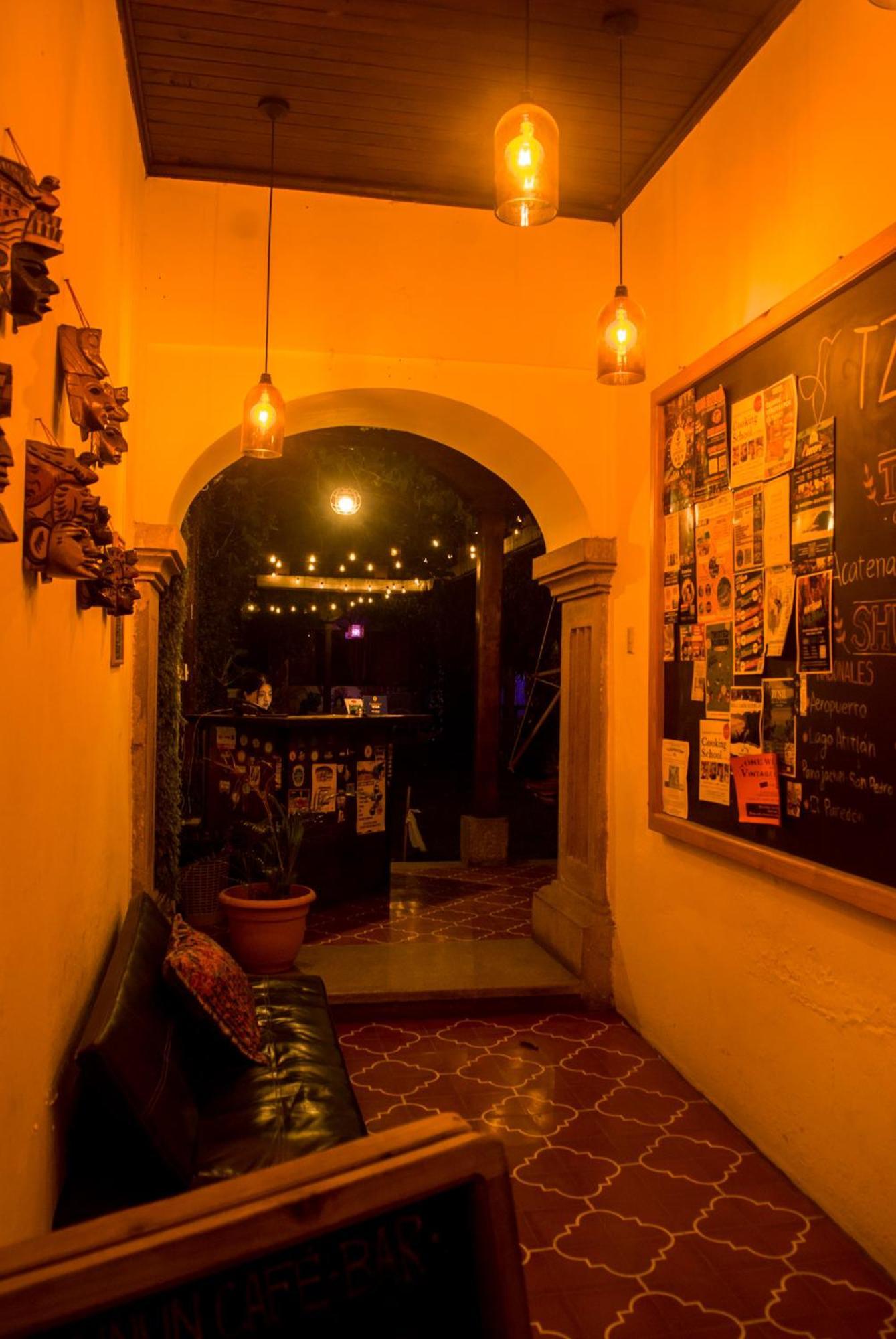 Tzunun Hostel Антигуа-Гватемала Экстерьер фото